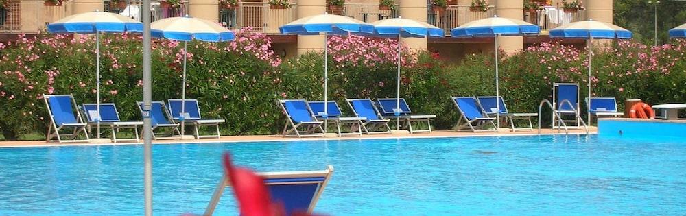 Resort Cosmopolitan Golf &