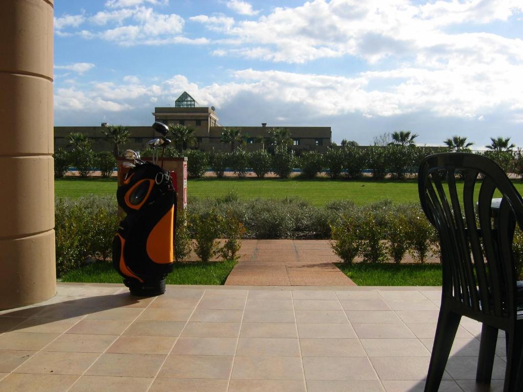 Cosmopolitan Golf &
