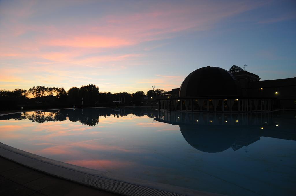 Cosmopolitan Golf & Resort